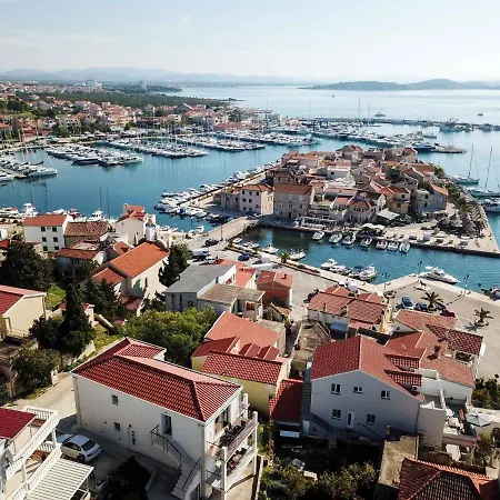 Aquanur-2 By Interhome Sovlje