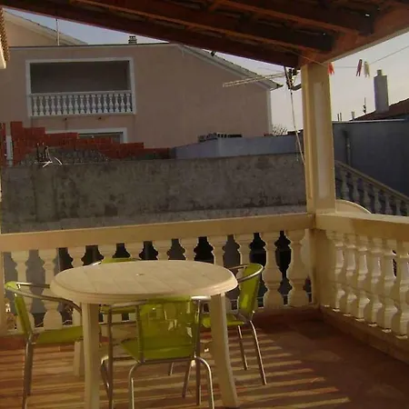 Aquanur-2 By Interhome