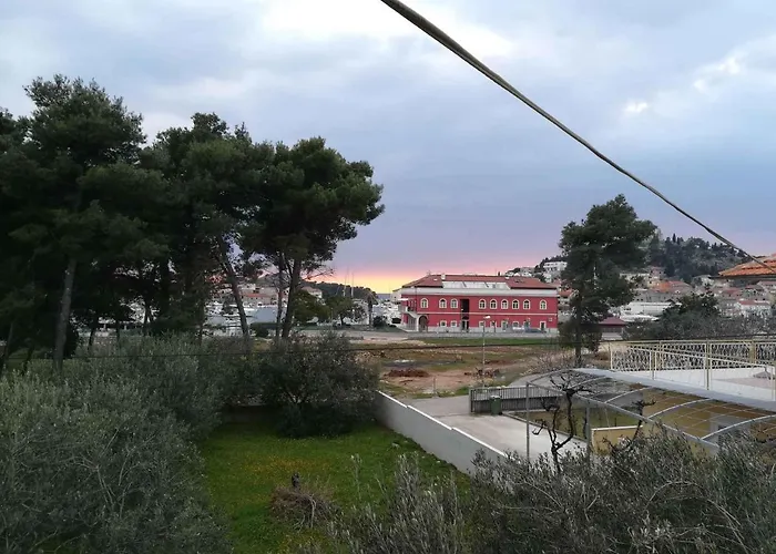 Aquanur-2 By Interhome *